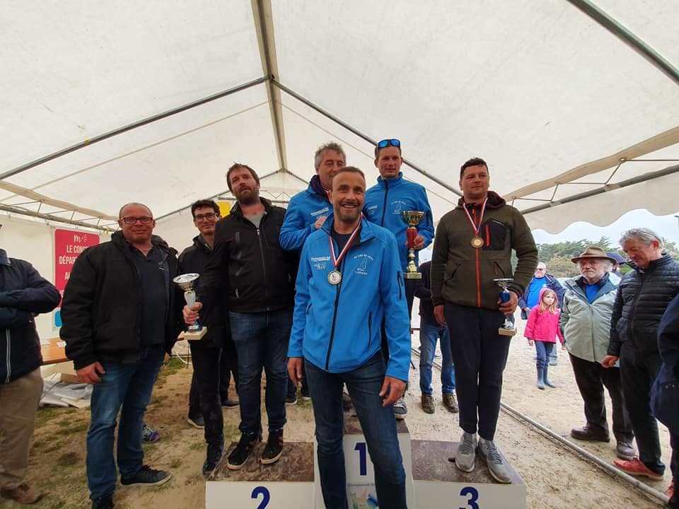 Podium equipe CF 2019